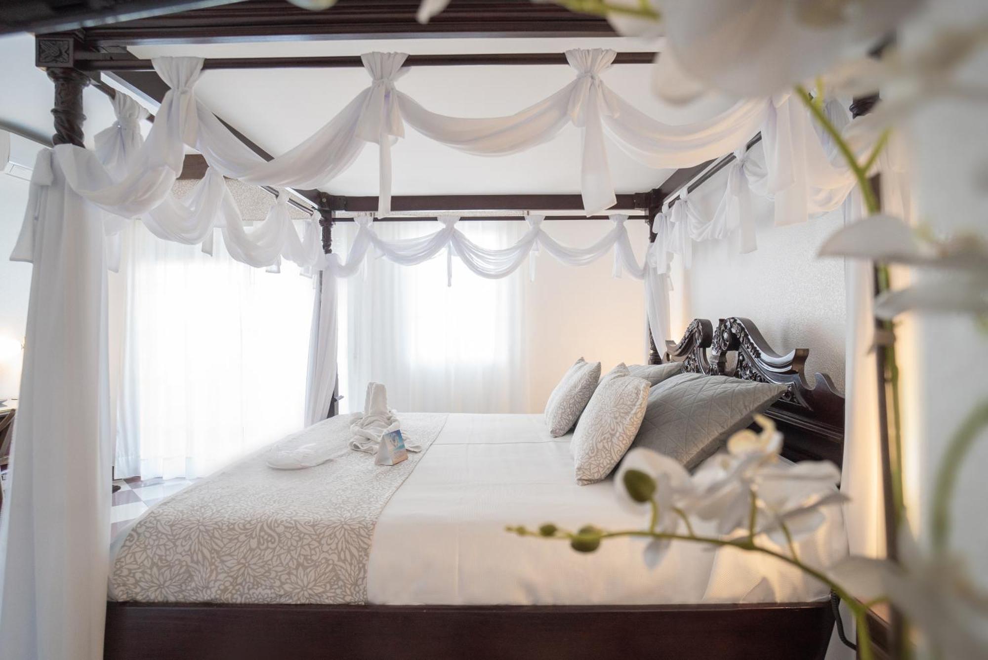Avenida Tropical By Bossh! Hotel