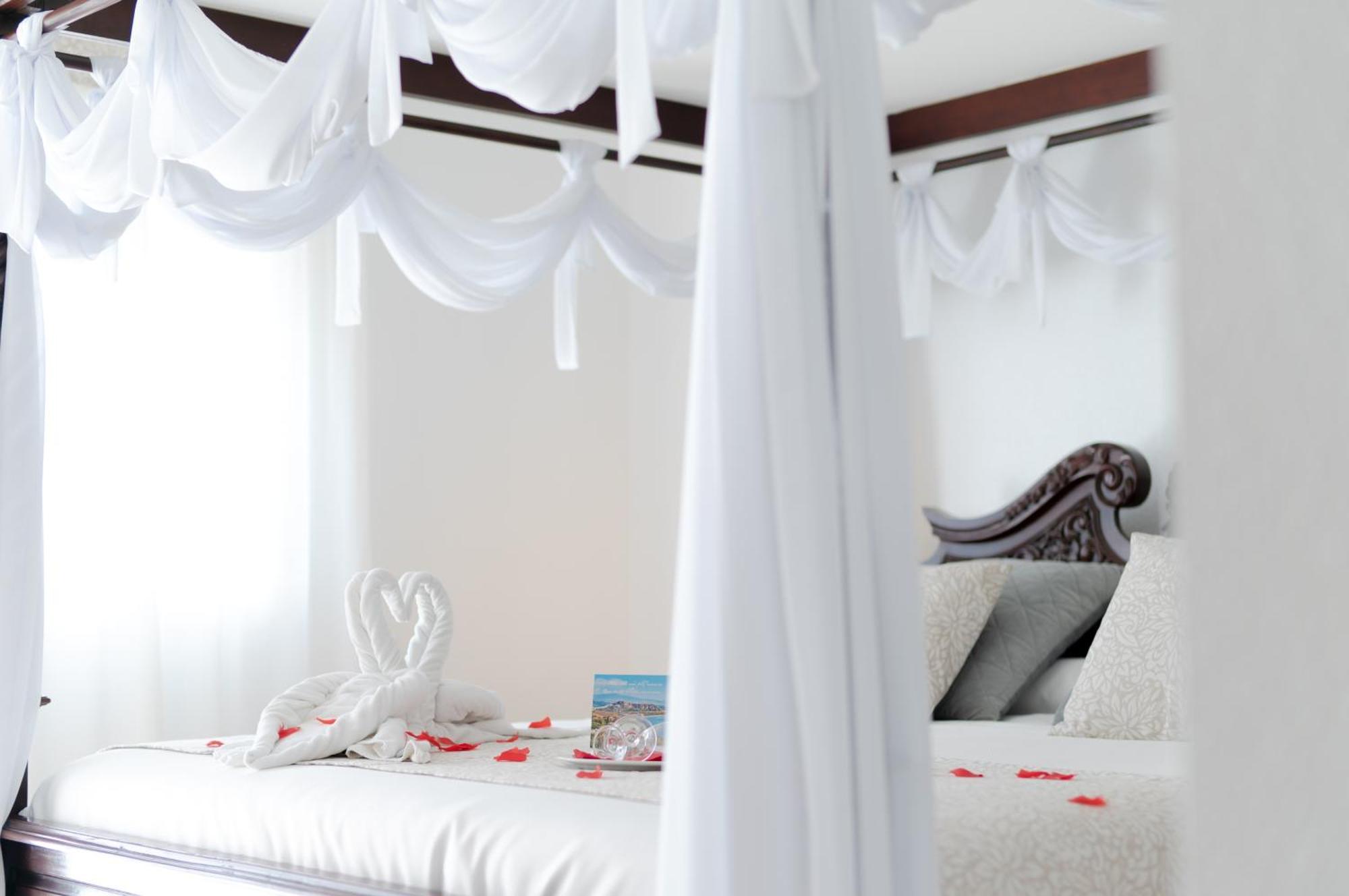 Hotel Avenida Tropical By Bossh!