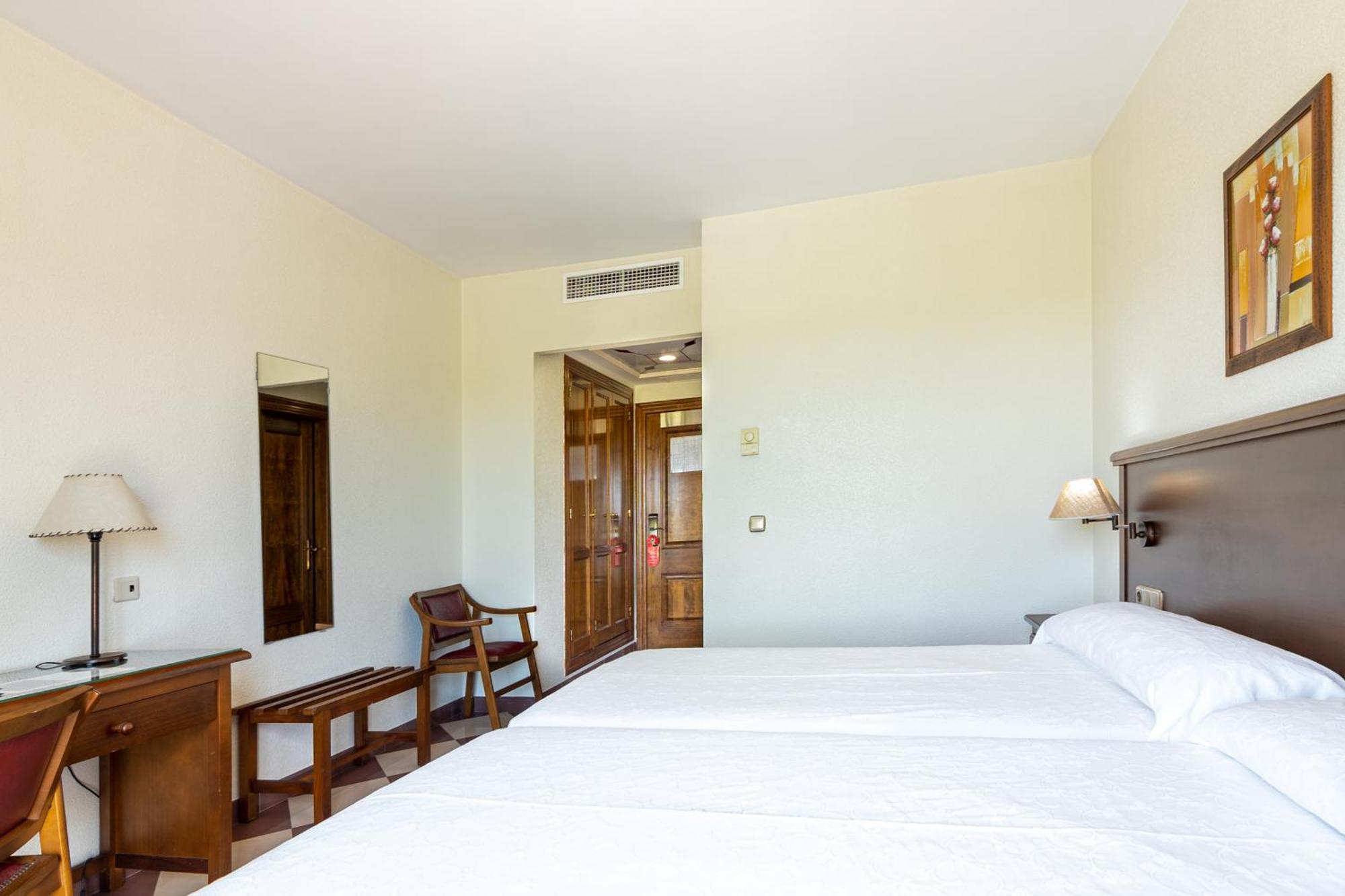 Hotel Avenida Tropical By Bossh! Salobreña