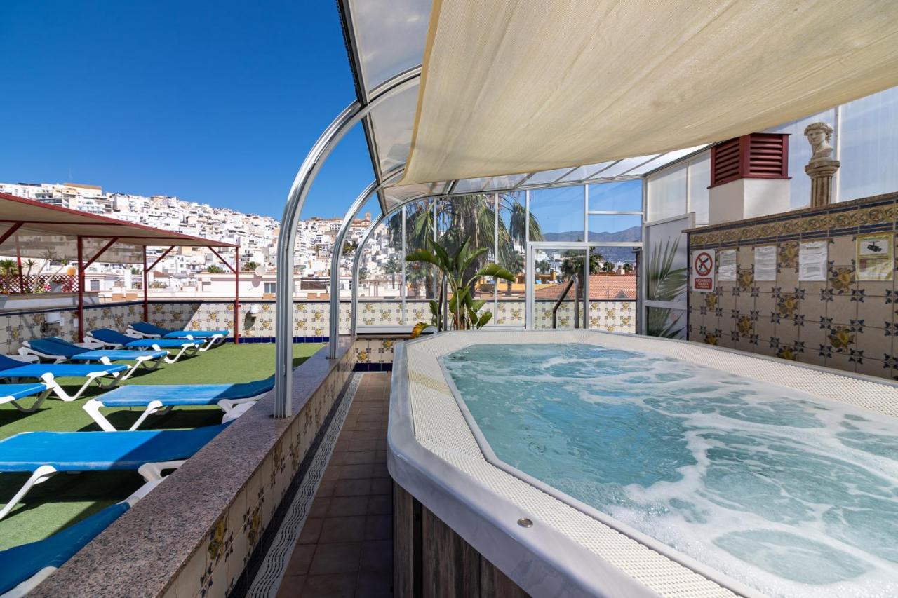 Hotel Avenida Tropical By Bossh!